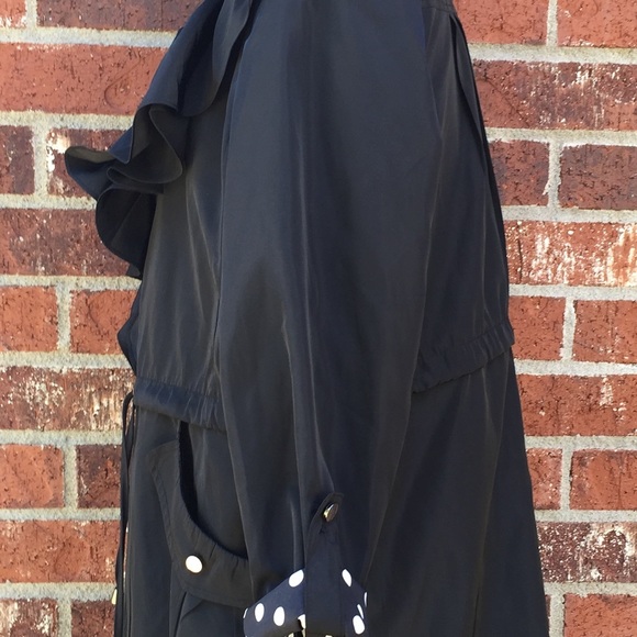 Ruffled Jacket - Picture 3 of 5